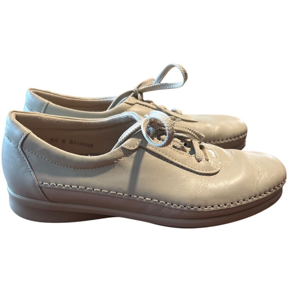 SAS Women's Tripad Comfort Tan Leather Lace-Up Shoes Size 8.5 N Made In USA